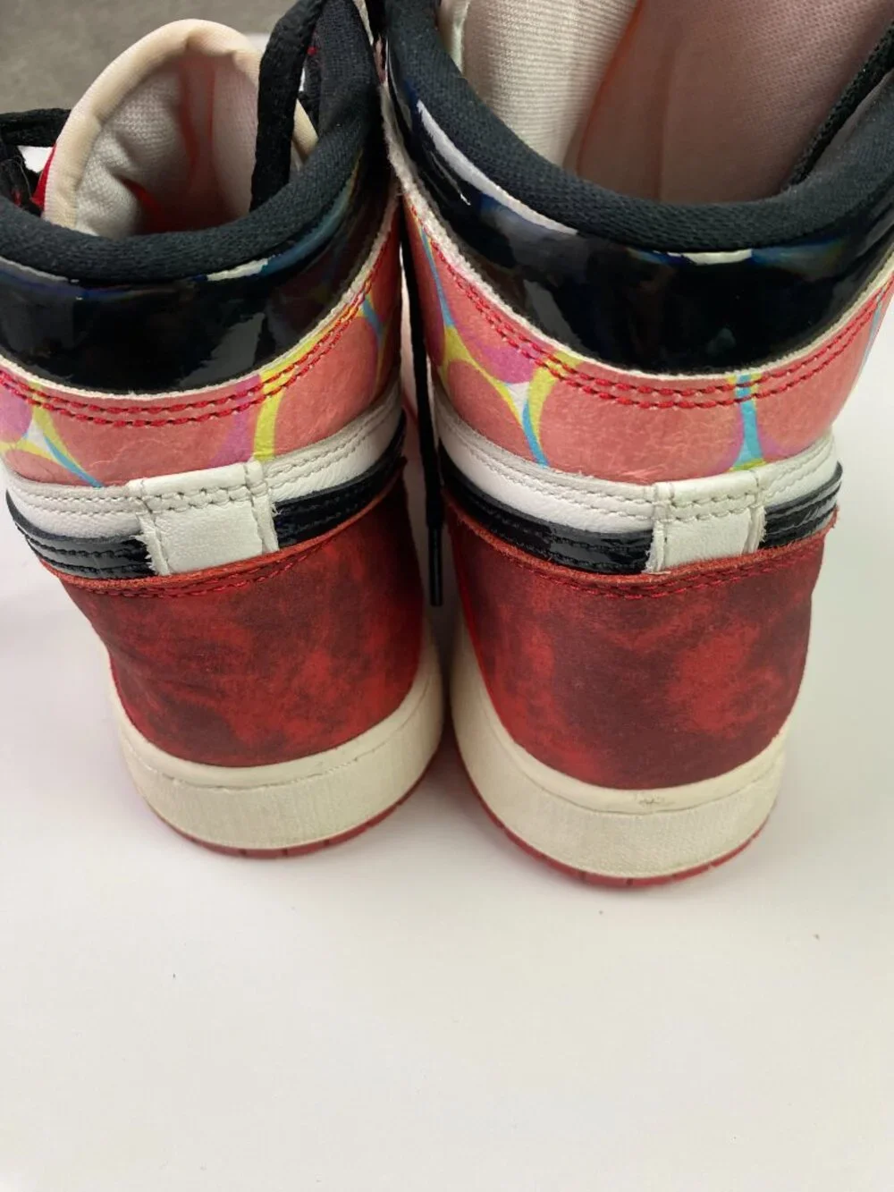 Nike Air Jordan 1 Retro High OG Across The Spider-Verse Shoes 7Y  DV1753-601 - Picture 7 of 10
